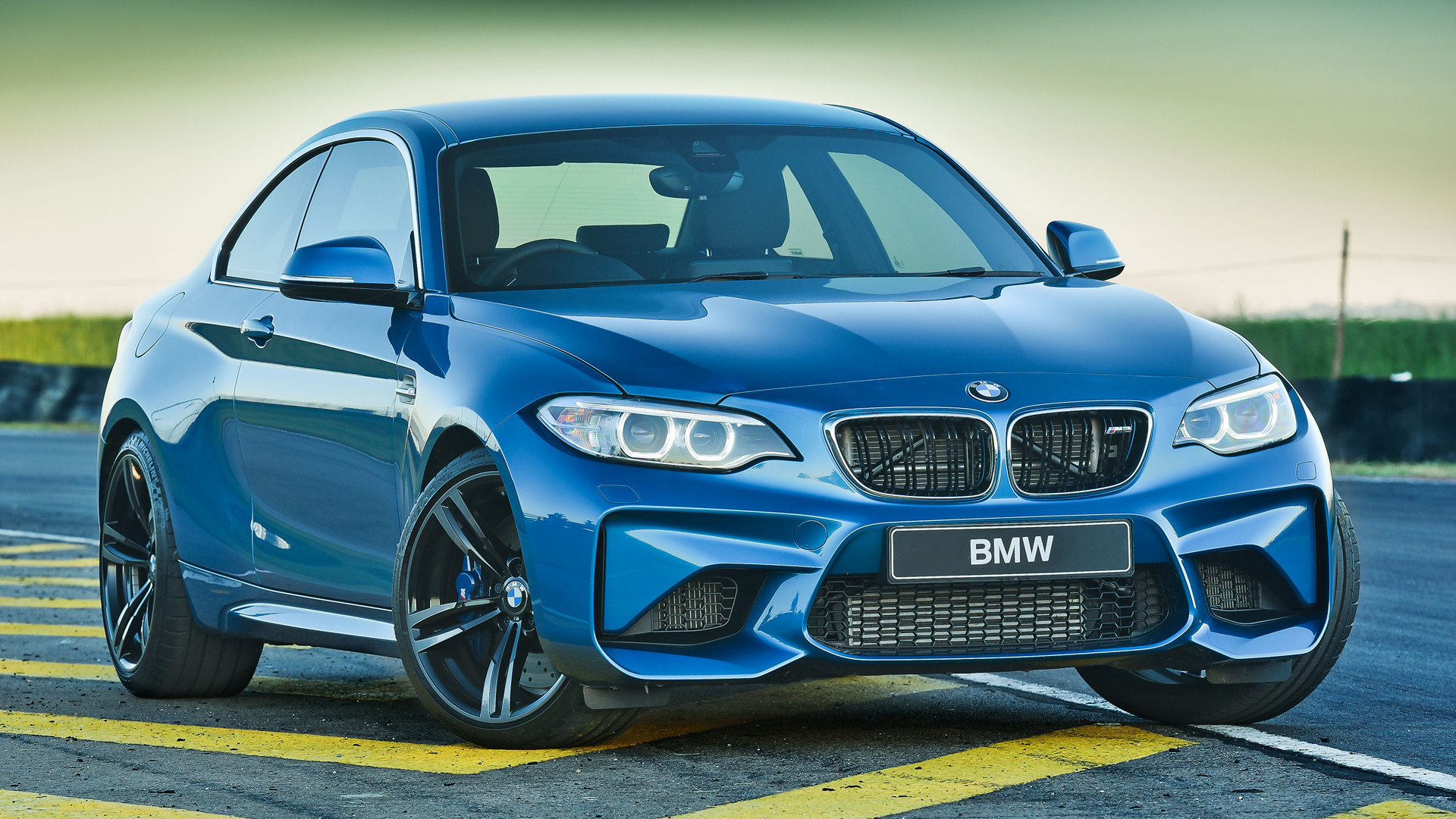 BMW m2 2016