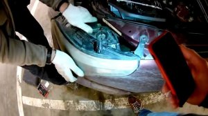 BMW E60  замена ламп "Ангельские Глазки"