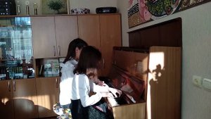 Валерий Фадеев "За околицей"