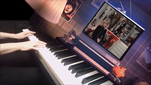 В.Косма - Sirba ("Высокий блондин в чёрном ботинке") пианино смотреть онлайн