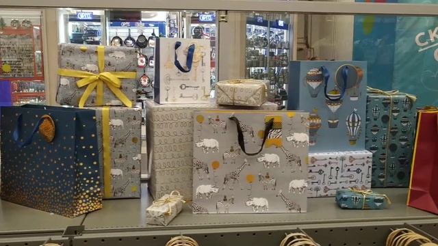 Весна в «Ашане» смотреть онлайн