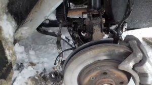 лада ларгус скрытая причина стука подвески