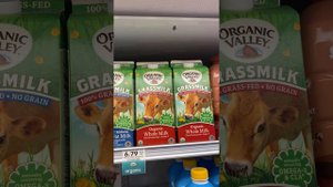 США. Молоко в американских магазинах. Какое молоко пьют американцы. USA. Variety of milk in grocery