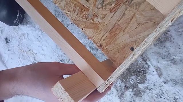 Нано гнездо с яйцесборником для сельхоз птицы,  сделано своими руками из подручных средств.