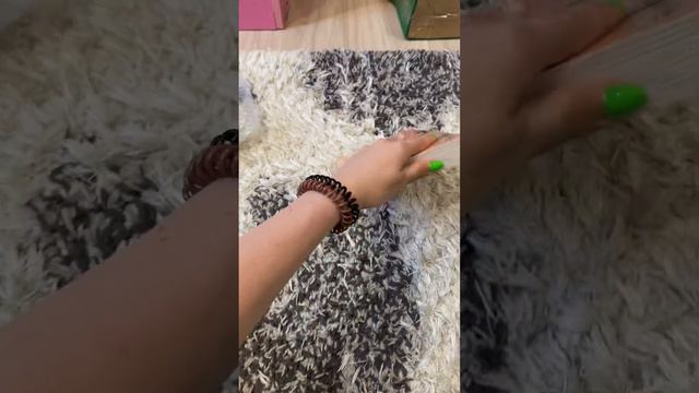 распаковка книги Юлии Вереск "Тот самый" смотреть онлайн