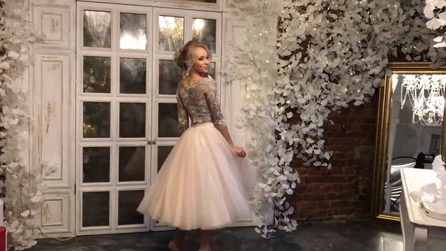 Коктейльное платье на выпускной Mono смотреть онлайн