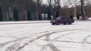Дрифт на стоке Ваз 2107