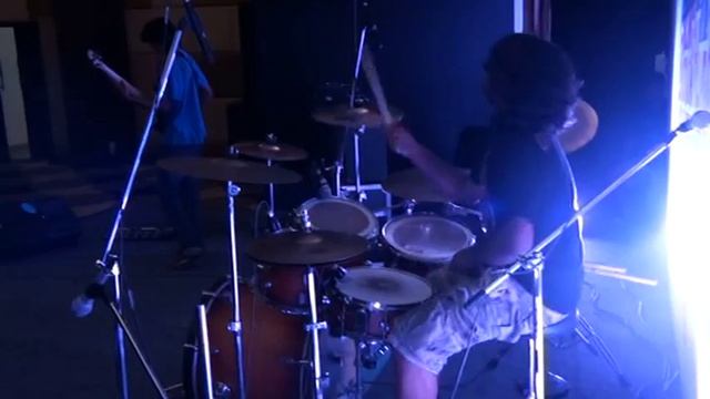 Spheres Of Madness cover (sound check) drum cam смотреть онлайн