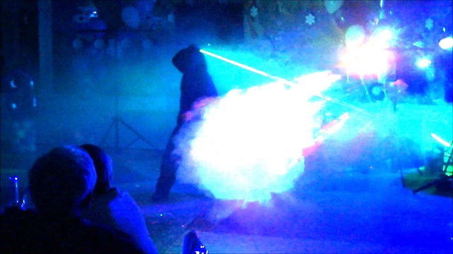 Дарт Вэйдер в санатории "Колос". Шоу в Омске. Артисты Омска. Шоу на праздник в Омске. Лазерное шоу в