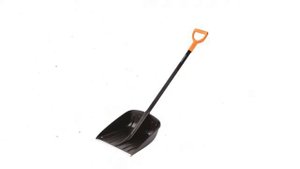 Лопата для уборки снега Solid, новая ручка (Fiskars) обзор 1026794