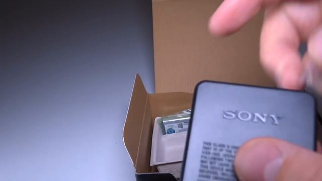 Unboxing Sony DSC-HX50V/B 20.4MP Digital Camera (What I use) смотреть онлайн