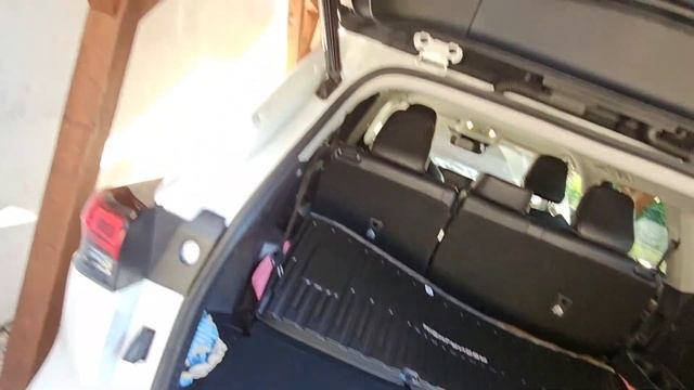 Toyota Highlander 2022 hybrid, 12V battery replacement смотреть онлайн