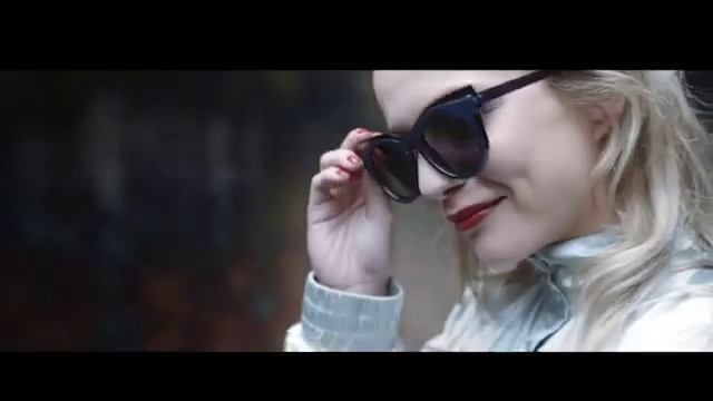 Клей СУПЕР МОМЕНТ смотреть онлайн