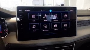 Обзор авто Volkswagen Tayron 2023 год. Полный привод. Характеристики, особенности. Авто из Китая