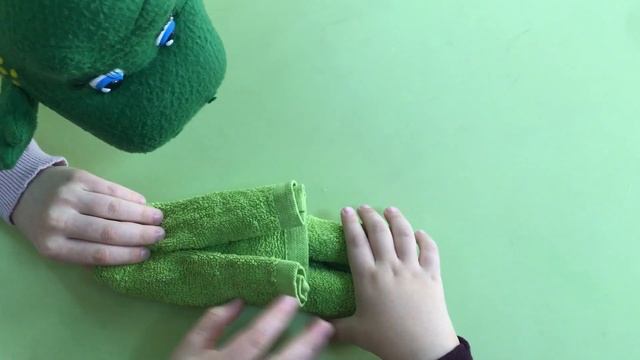 Подарок своими руками на Новый год!!! ШКОЛА ДИНОЗАВРИКА ИГОРЁШИ смотреть онлайн