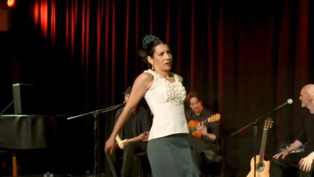 Flamenco Acompaz Short смотреть онлайн
