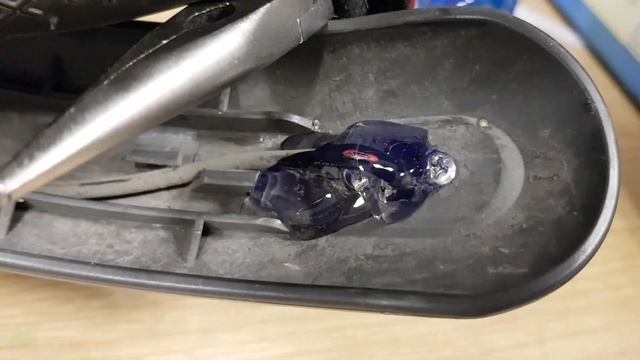 Xiaomi Mijia m365 - Protecting rear tale light wire смотреть онлайн