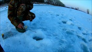 Подледный лов окуня на балансир. ? Подводные съемки. ? река Белая Башкирия.