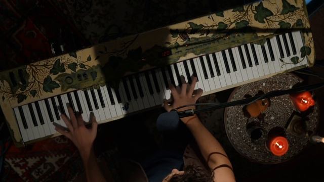 Pianoбой - "Ведьма" (LIVE из штаба VK) смотреть онлайн