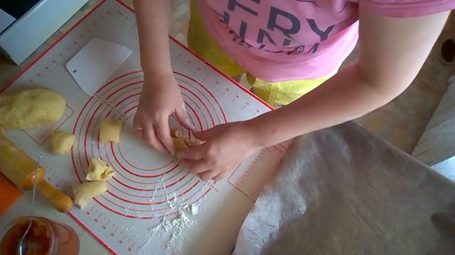 быстрые сладкие пирожки с повидлом смотреть онлайн