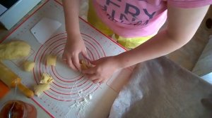 быстрые сладкие пирожки с повидлом