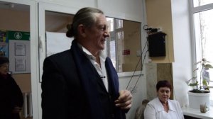 Сергей Челобанов забирает из роддома своего новорожденного сына. 19.01.2016.Балаково