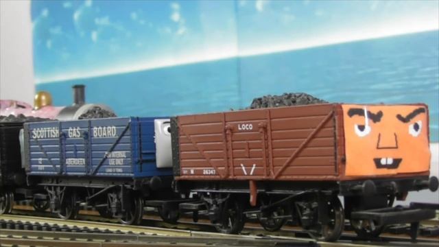 HORNBY/BACHMANN Tickled Pink US смотреть онлайн