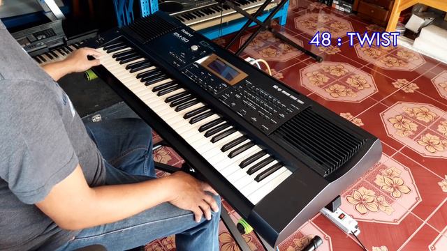 Roland EM-50 (Preset Style) จังหวะจากโรงงาน смотреть онлайн