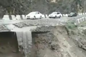 Ливни в Дагестане вызвали массовый сход селей
#Dagestan #heavyrain #mudslide