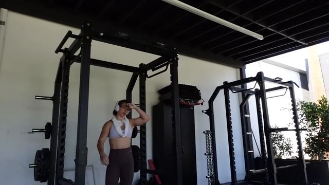 DOING 360 PULL-UPS смотреть онлайн
