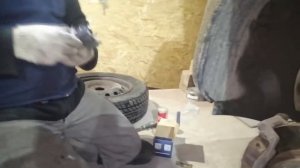 Nissan Micra K13 замена тормозных дисков и колодок.