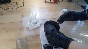 Свеча с гипсовым основанием