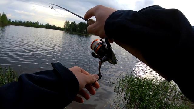 КИЛОГРАММОВЫЙ ЛЕЩ на МОРМЫШИНГ. Побил свой рекорд. смотреть онлайн