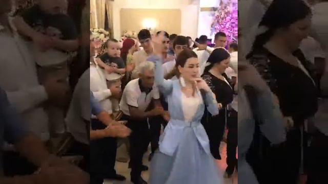 Мадина Манапова - зажигательная песня - 2020 год смотреть онлайн