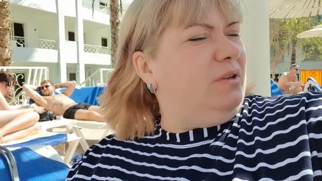 Египет 2023/ Mirage bay/ Мне подарили цветы/ Аквапарк/ Весь обед в тарелке Ильи смотреть онлайн