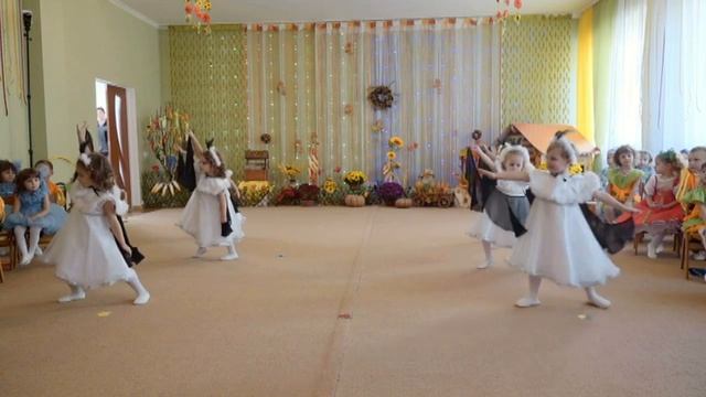 Танец Птиц (младшая группа) д/с №306 Одесса смотреть онлайн