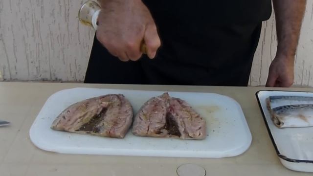 Как приготовить скумбрию на мангале смотреть онлайн