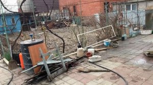 Уборка двора на своем участке