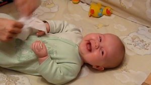 Смех младенца (laughing baby)