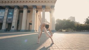 Монатик - Сильно. High heels choreo by @yuliacrystal