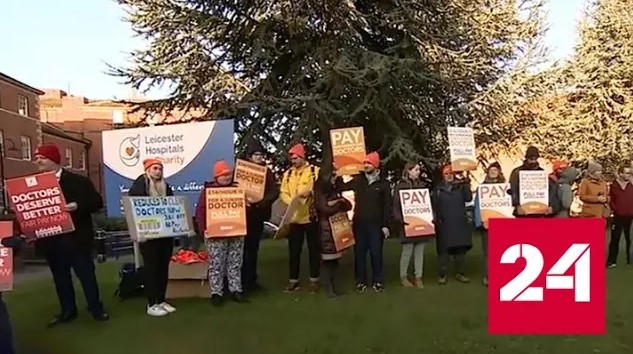 В Британии началась самая продолжительная в истории забастовка медиков - Россия 24
