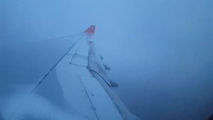 ✈ Посадка самолета при сильном ветре, Landing in a storm Moscow а/п Sheremetyevo Airbus A330