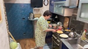 Блины на ночь. Гости на пороге!