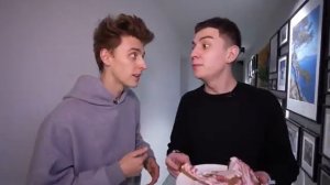 съели 100000 калорий за 24 часа Челлендж