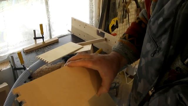 Ящичное соединение из фанеры. The box junction from plywood смотреть онлайн
