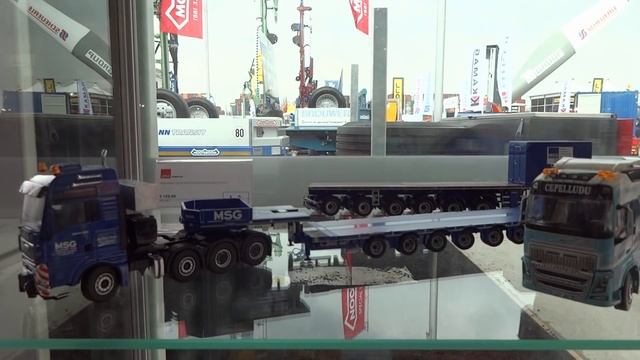 Фронтальный погрузчик LIEBHERR L 509 Stereo || Conrad || Обзор масштабной модели смотреть онлайн