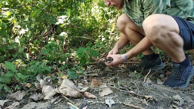 Снаряжение БОМЖА: собрал печку-щепочницу из ГО*НА И ПАЛОК смотреть онлайн