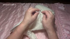 Как связать берет с клиньями классический спицами