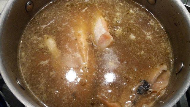 Рыбная солянка из форели
