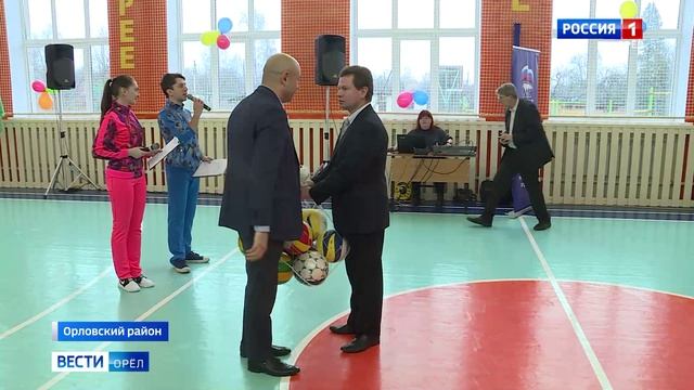 В поселке Биофабрика после ремонта открылся культурный центр